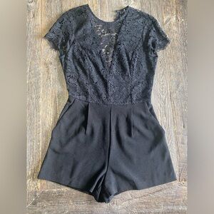 Dynamite Romper with lace ✨